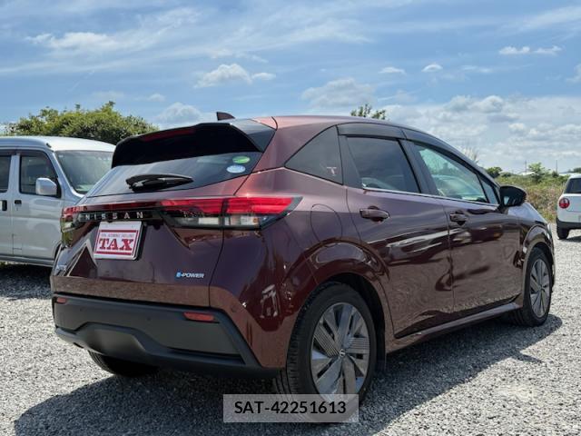 Nissan NOTE 2021-01 8006797-1