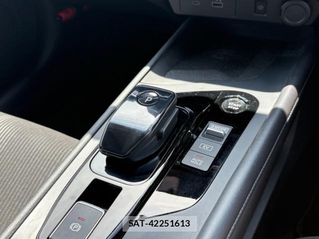Nissan NOTE 2021-01 8006797-17