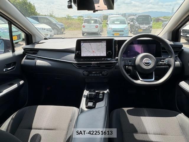 Nissan NOTE 2021-01 8006797-2