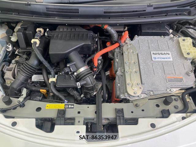 Nissan NOTE 2017-03 8007214-17