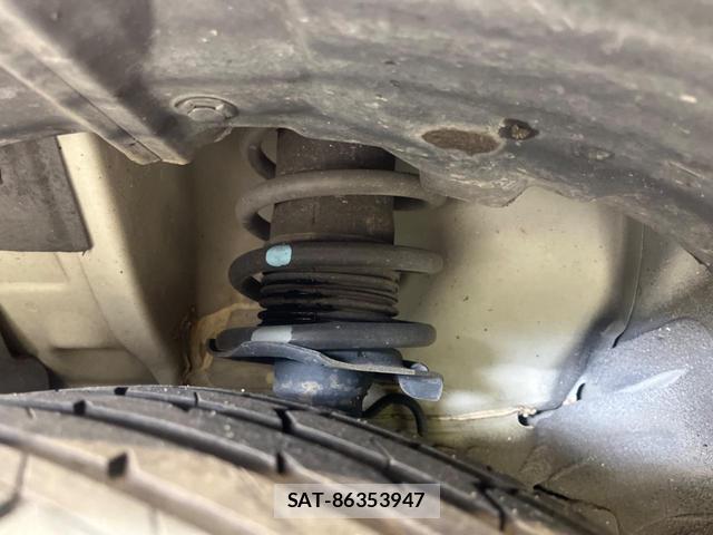 Nissan NOTE 2017-03 8007214-19