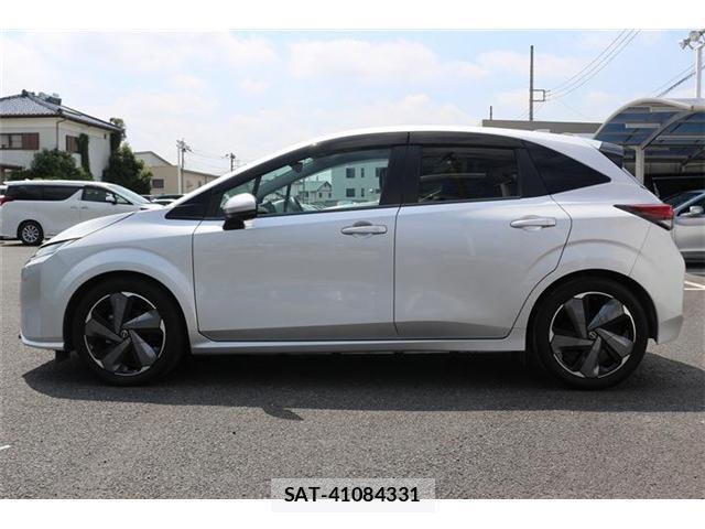Nissan NOTE 2021-11 8010787-7