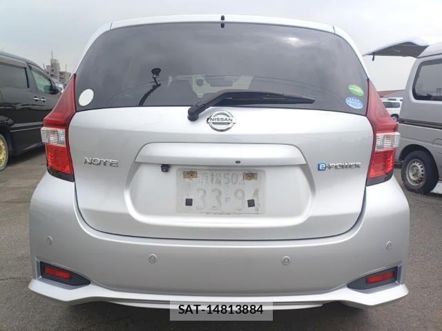 Nissan NOTE 2019-06 8012104-1
