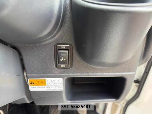 Nissan CLIPPER TRUCK 2021-03 8005405-19
