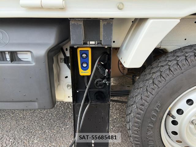 Nissan CLIPPER TRUCK 2021-03 8005405-4