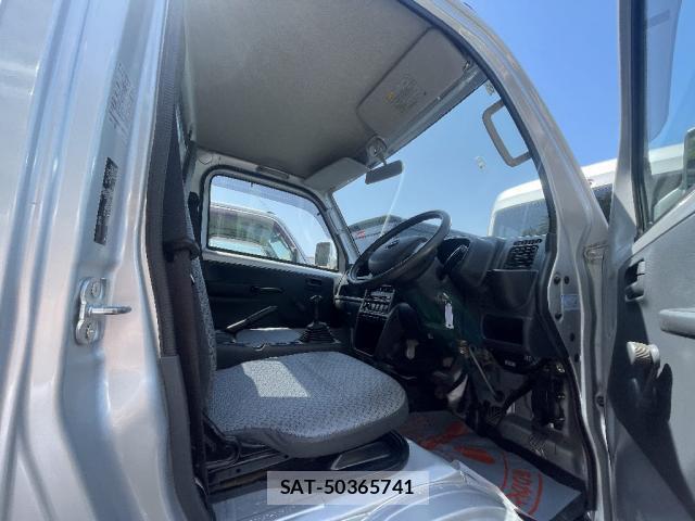 Nissan CLIPPER TRUCK 2014-10 8006302-4