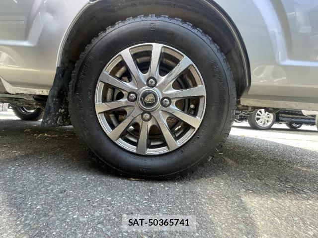 Nissan CLIPPER TRUCK 2014-10 8006302-8