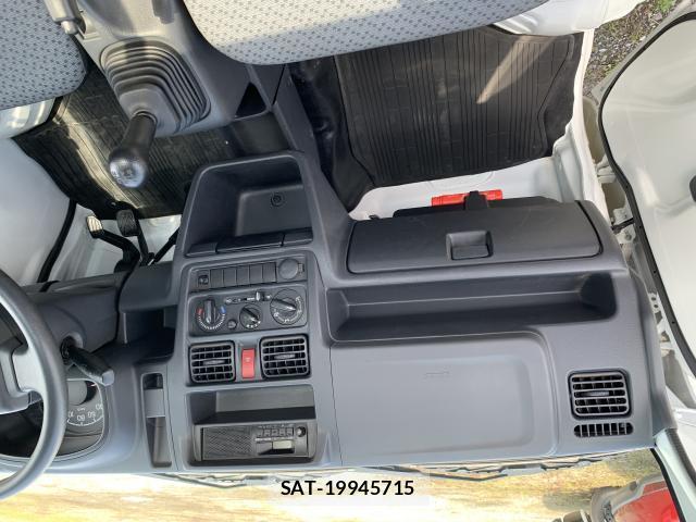 Nissan CLIPPER TRUCK 2020-01 8007558-13