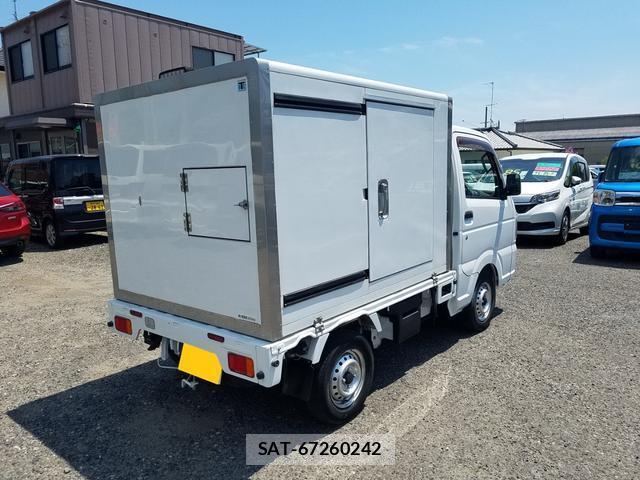 Nissan CLIPPER TRUCK 2018-04 8007814-1