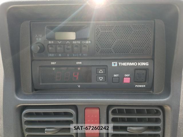 Nissan CLIPPER TRUCK 2018-04 8007814-11