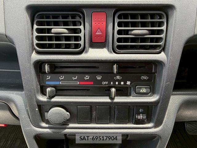 Nissan CLIPPER TRUCK 2019-06 8009465-15
