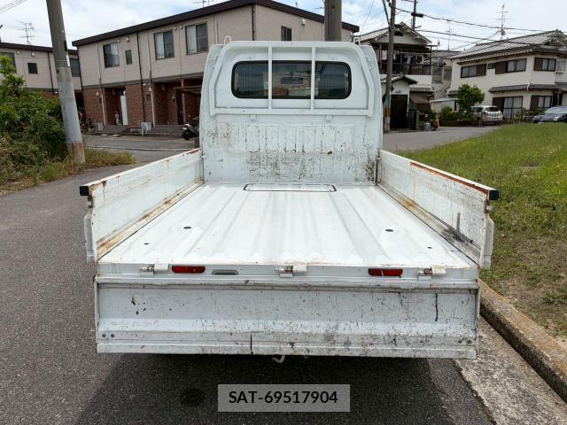 Nissan CLIPPER TRUCK 2019-06 8009465-6