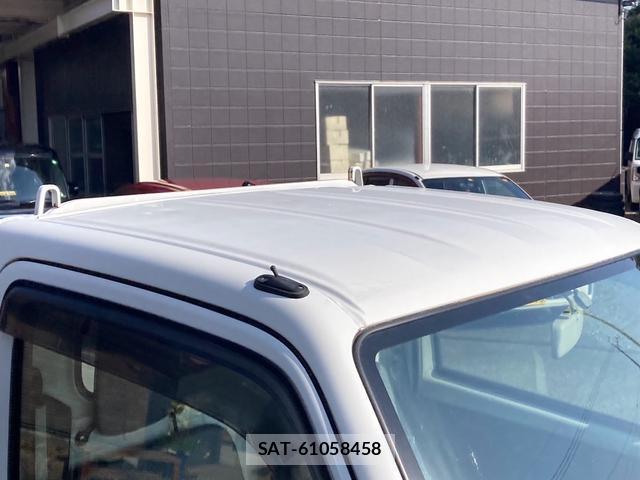 Nissan CLIPPER TRUCK 2016-01 8010665-4