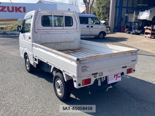 Nissan CLIPPER TRUCK 2016-01 8010665-5