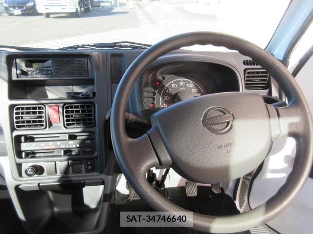Nissan CLIPPER TRUCK 2014-03 8011647-7