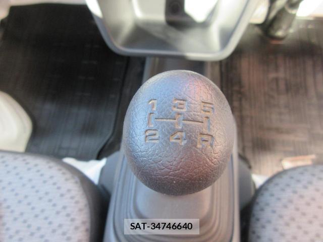Nissan CLIPPER TRUCK 2014-03 8011647-8