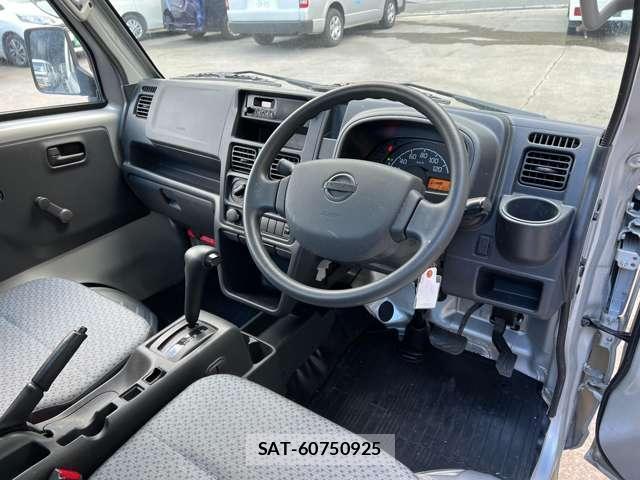 Nissan CLIPPER TRUCK 2020-10 8011716-2