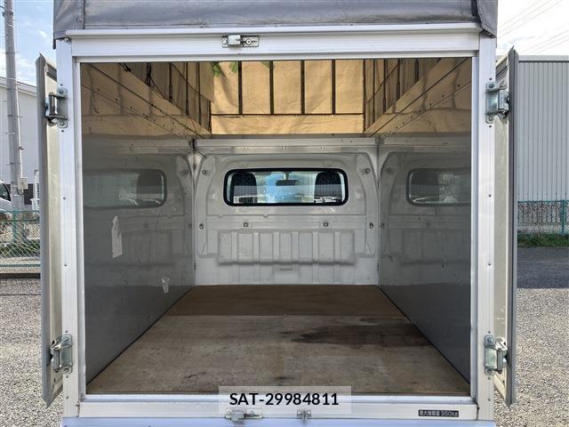 Nissan CLIPPER TRUCK 2020-06 8012577-12