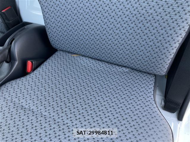 Nissan CLIPPER TRUCK 2020-06 8012577-17