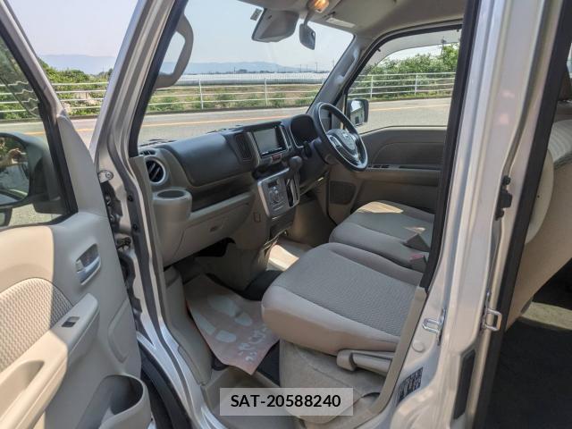 Nissan CLIPPER RIO 2015-08 8004480-11