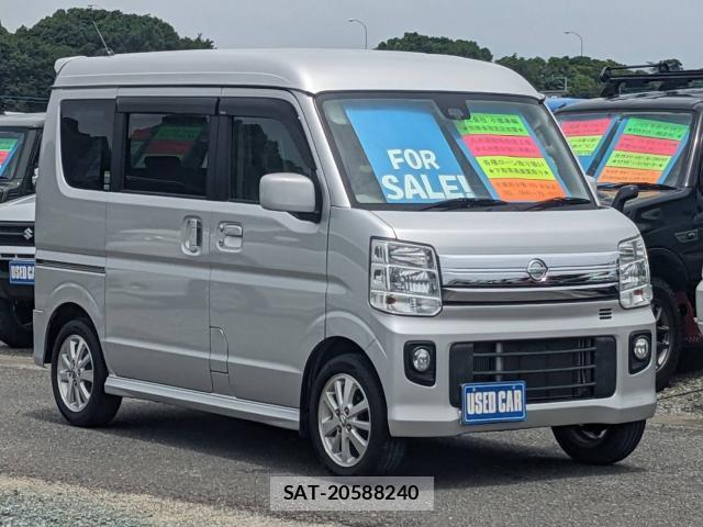Nissan CLIPPER RIO 2015-08 8004480-2
