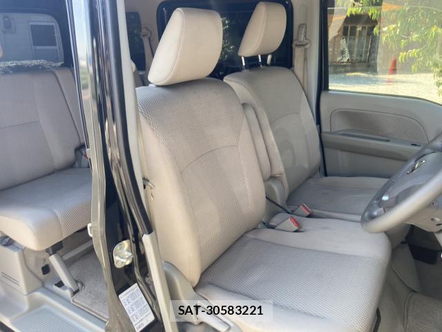 Nissan CLIPPER RIO 2023-12 8004487-9