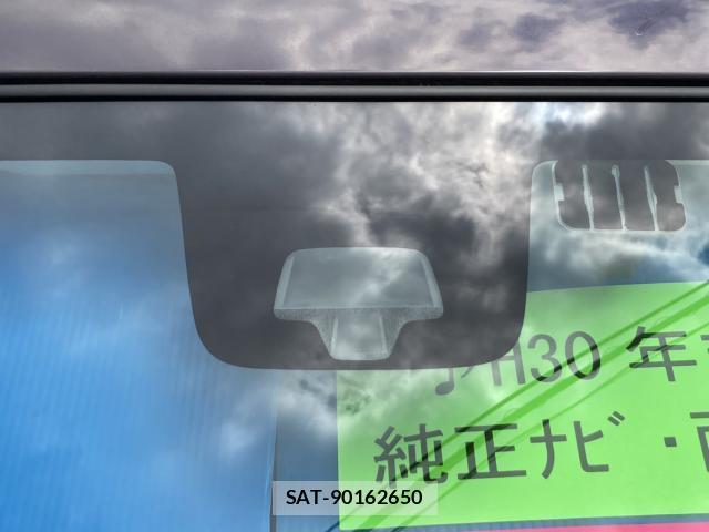 Nissan CLIPPER RIO 2018-04 8004488-17
