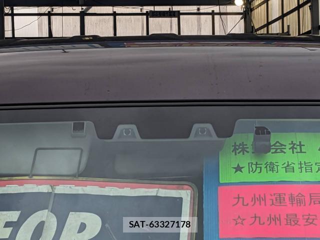 Nissan CLIPPER RIO 2021-02 8004490-18