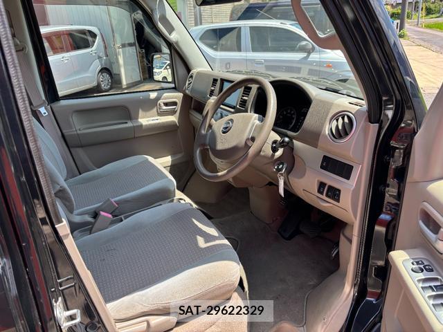 Nissan CLIPPER RIO 2014-02 8006334-5