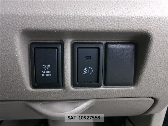 Nissan CLIPPER RIO 2014-02 8006646-19