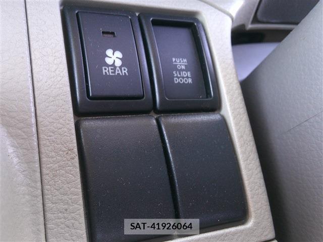 Nissan CLIPPER RIO 2016-10 8006671-15
