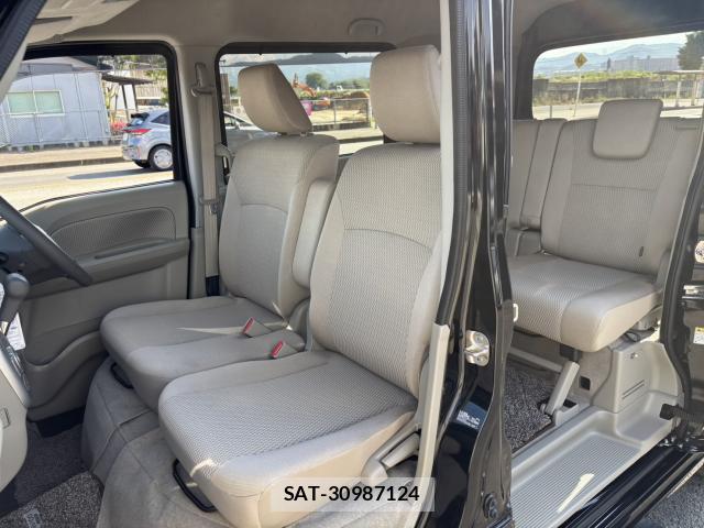 Nissan CLIPPER RIO 2023-10 8007943-12