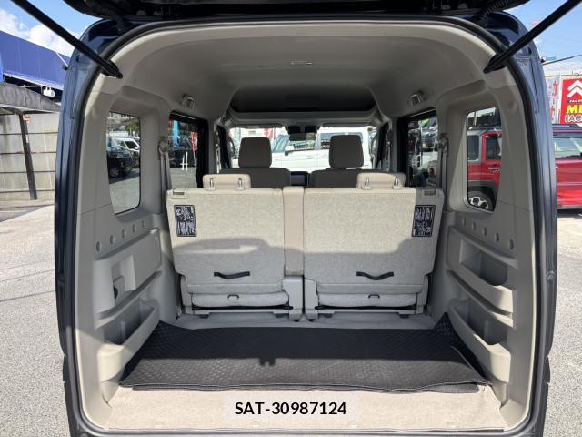 Nissan CLIPPER RIO 2023-10 8007943-6