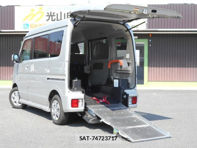 Nissan CLIPPER RIO 2017-07 8008363-0