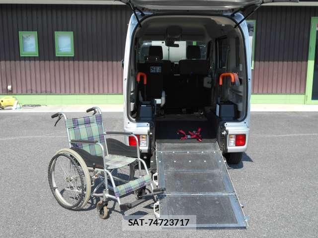 Nissan CLIPPER RIO 2017-07 8008363-4
