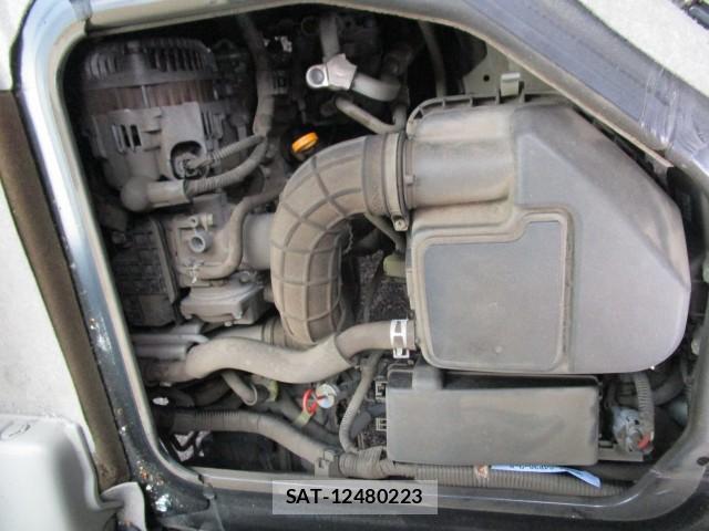 Nissan CLIPPER RIO 2015-03 8009227-6
