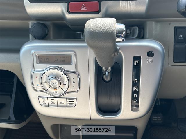 Nissan CLIPPER RIO 2015-11 8009642-6