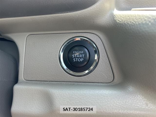 Nissan CLIPPER RIO 2015-11 8009642-7