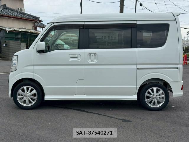 Nissan CLIPPER RIO 2021-02 8010306-16