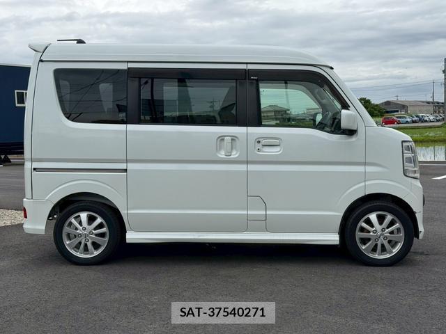 Nissan CLIPPER RIO 2021-02 8010306-2