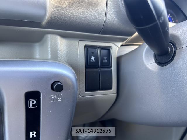 Nissan CLIPPER RIO 2016-12 8010714-13