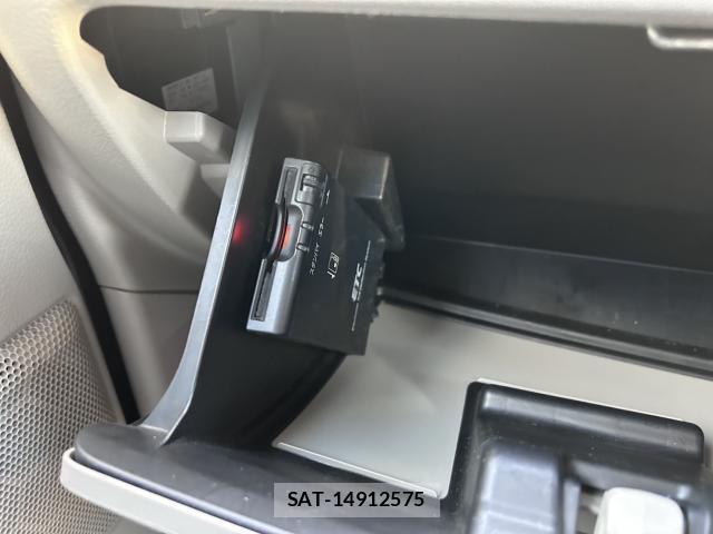 Nissan CLIPPER RIO 2016-12 8010714-14
