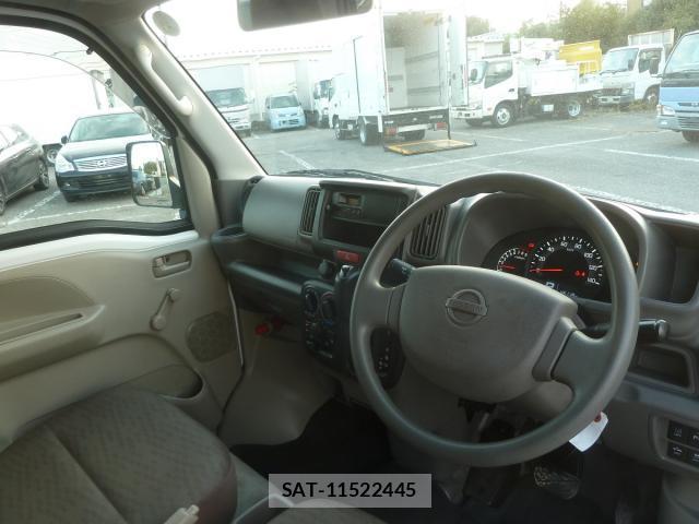 Nissan CLIPPER VAN 2020-04 8002966-6