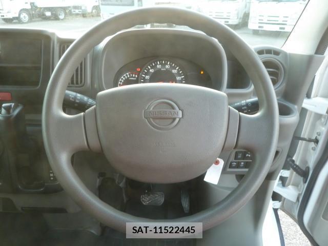 Nissan CLIPPER VAN 2020-04 8002966-7