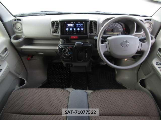 Nissan CLIPPER VAN 2021-10 8003837-2