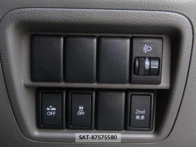 Nissan CLIPPER VAN 2018-03 8003838-6