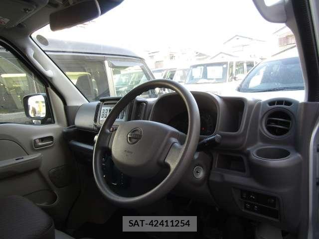 Nissan CLIPPER VAN 2019-10 8003841-14