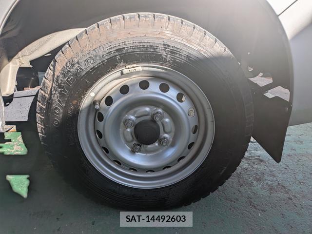 Nissan CLIPPER VAN 2019-02 8004547-17