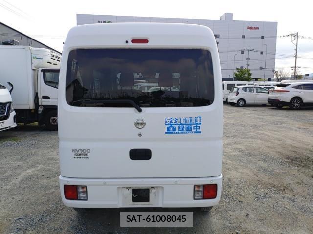 Nissan CLIPPER VAN 2022-08 8005662-3