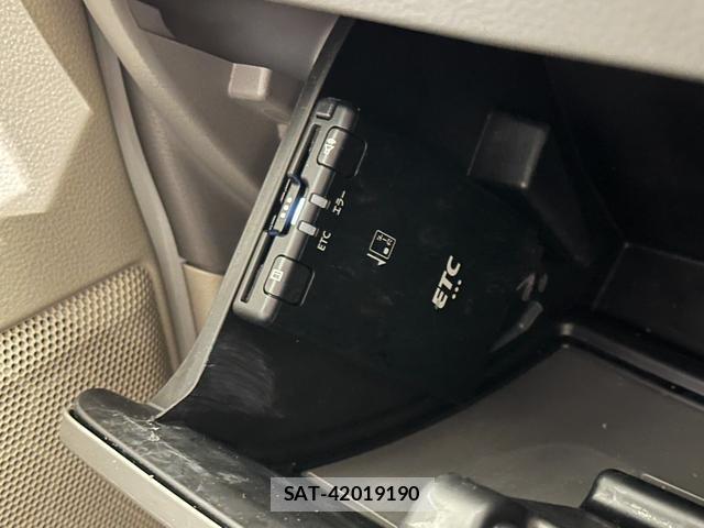 Nissan CLIPPER VAN 2024-02 8007446-1
